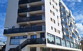 Deluxe Apartments On G Enescu Blvd Near Stefan Cel Mare University Suceava